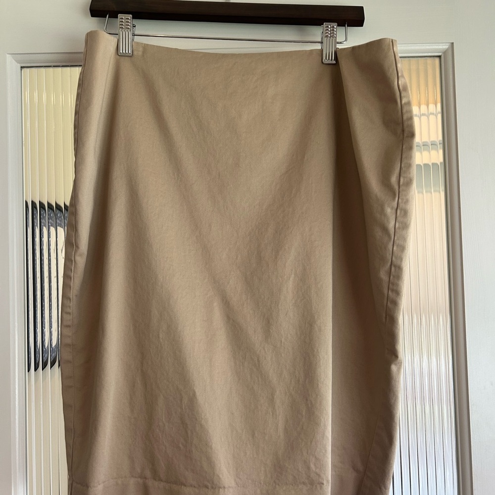 Liz Claiborne Tan Khaki Pencil Skirt